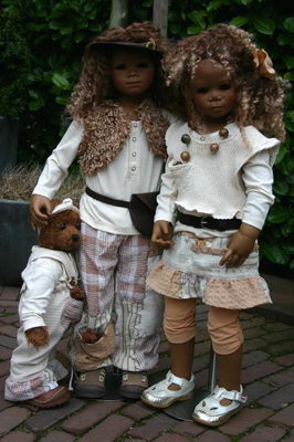 Natiti, Mumeka, Mickbear Maja